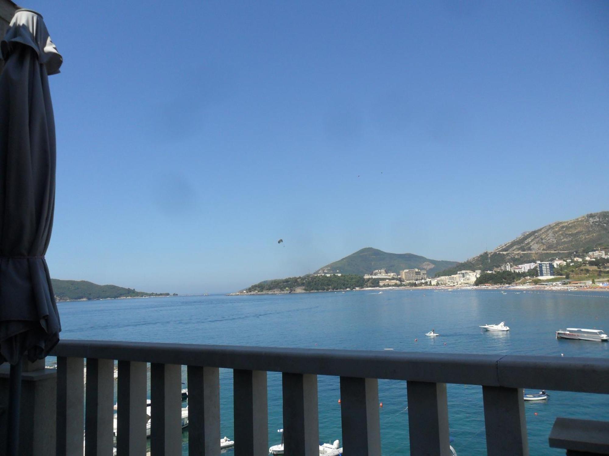 Apartments Paradiso Budva Bagian luar foto